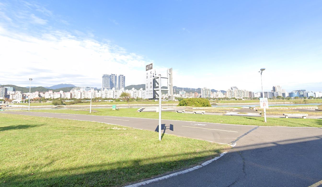 Return Point at Dajia Riverside Park - Recommended Taipei Running Route